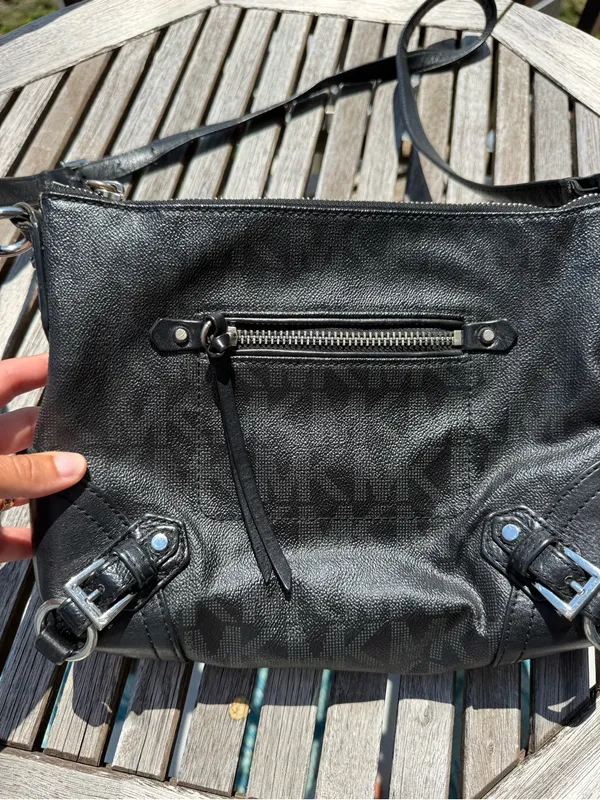 MICHAEL Michael Kors Black Leather Shoulder Crossbody Bag - Image 2
