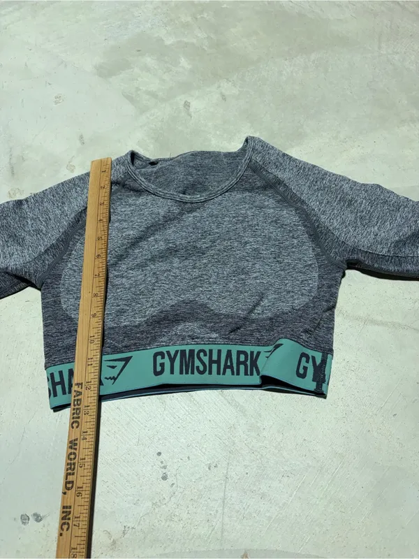 Gymshark Grey Seamless Long Sleeve Crop Top - Image 3