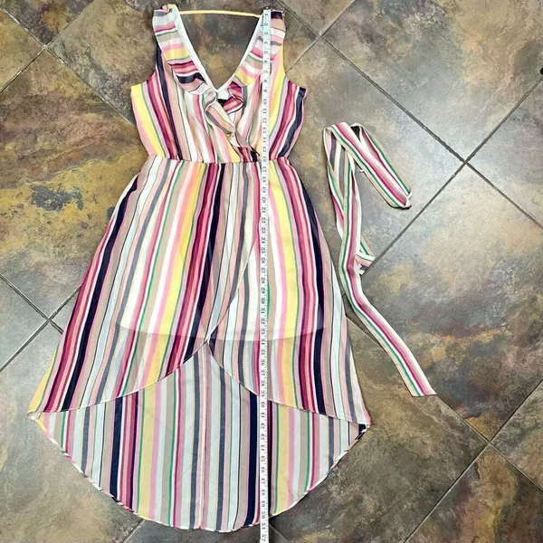 BCX Stripe V-neck Belted Maxi Dress Large - Image 8