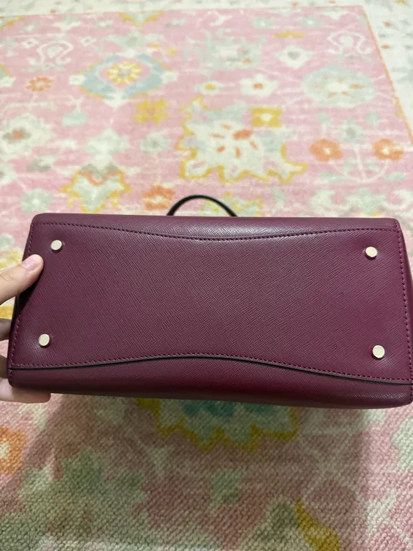 Kate Spade New York Staci Medium Tote and Madison Medium Bifold Wallet - Image 4