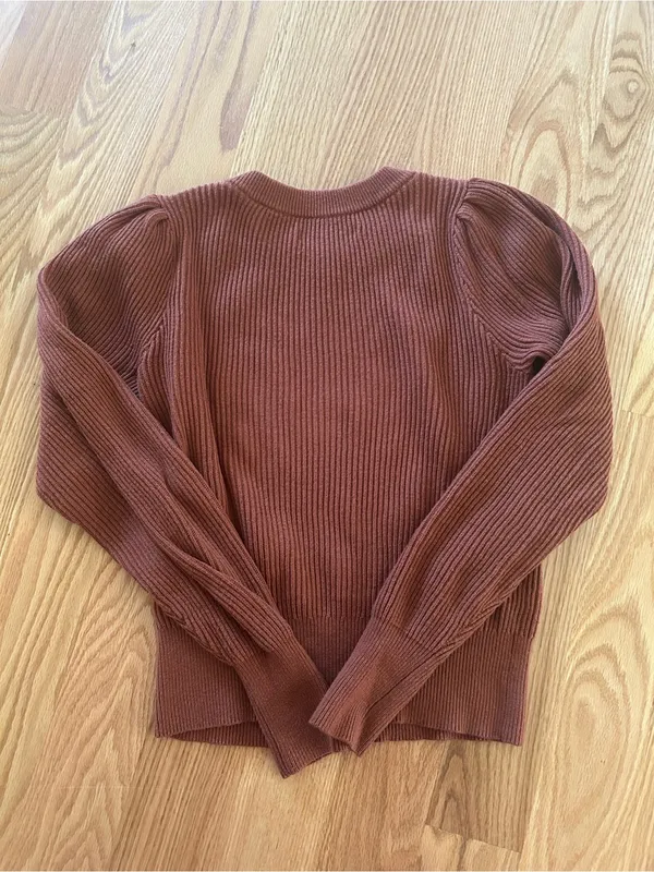 Abercrombie sweater - Image 3