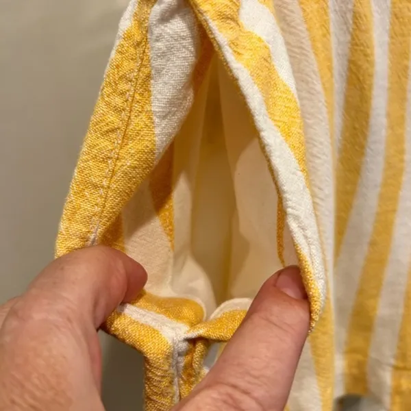 Old Navy Everyday Short Womens 10 Yellow White Striped Linen Blend‎ 3" Coastal - Image 6