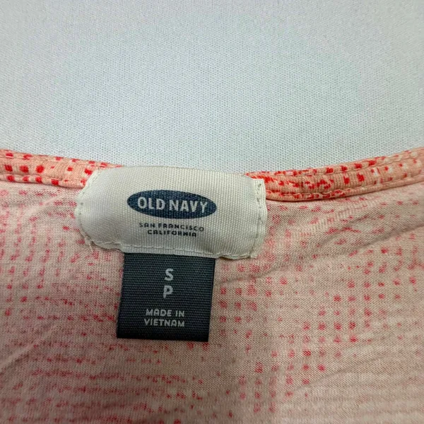 Old Navy Sleeveless V-Neck Tank Top with Geometric Pattern and Side Slits - Image 2