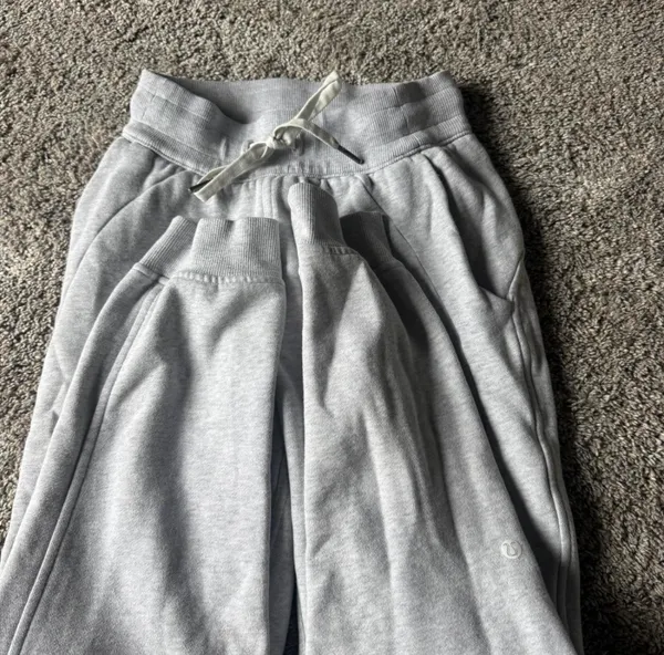 Lululemon Grey Sweatpants - Image 3