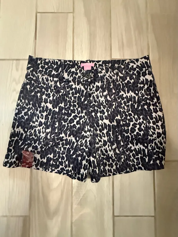 Leopard Print Women’s High-Rise Shorts - Black/Cream - Image 3