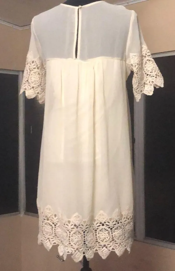 Lace short dress Size M - Image 3