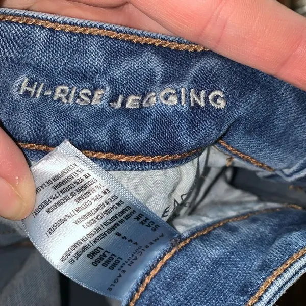 American Eagle distressed destroyed high rise 4 long jeggings - Image 2