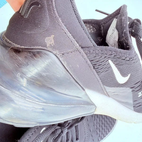 Nike Women's Black Air Max 270 Sneakers Size 8.5 - Image 7