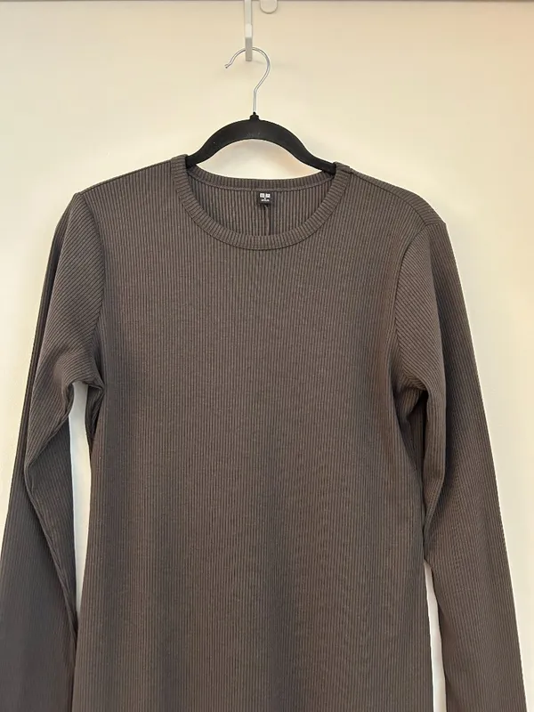 Uniqlo Women's Ribbed Stretchy Long Sleeve Brown Midi Dress Size M - Image 4