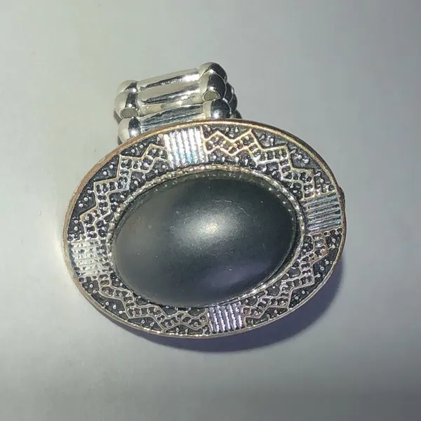 Black Oval Statement Ring - Image 2