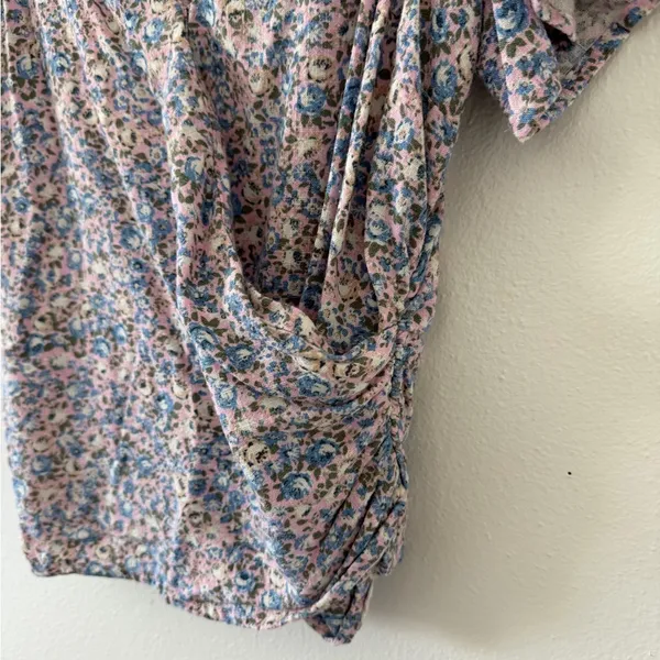 Revolve ASTR the Label Flutter Sleeve Pink and Blue Floral Wrap Blouse women’s medium - Image 14