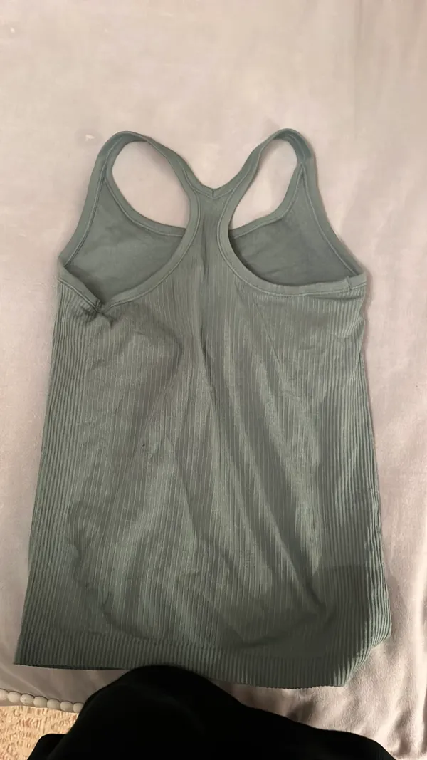 Amazon tank top - Image 2
