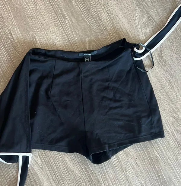 Forever 21 Wrap Skort - Image 2