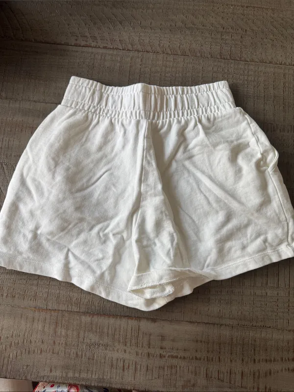 Zara White Women's Athletic Elastic-Waist Shorts - Image 3