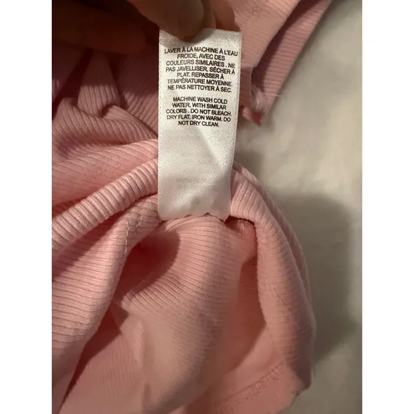 Garage‎ Pink Ribbed Short Sleeve Cropped Baby Tee Size Medium Crew Neck Top - Image 4