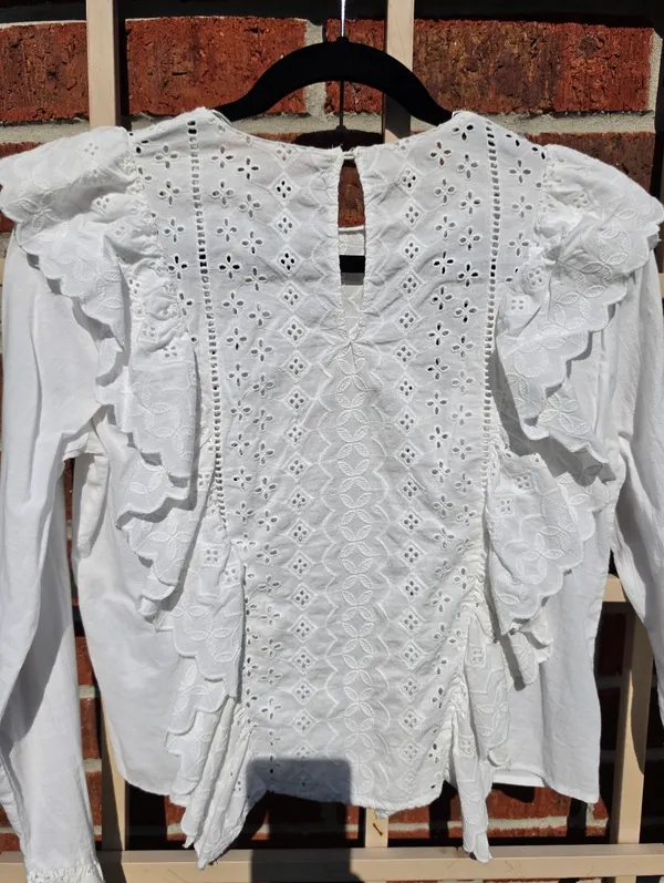 Zara White Eyelet Cotton Peasant Blouse Long Sleeved Small - Image 7