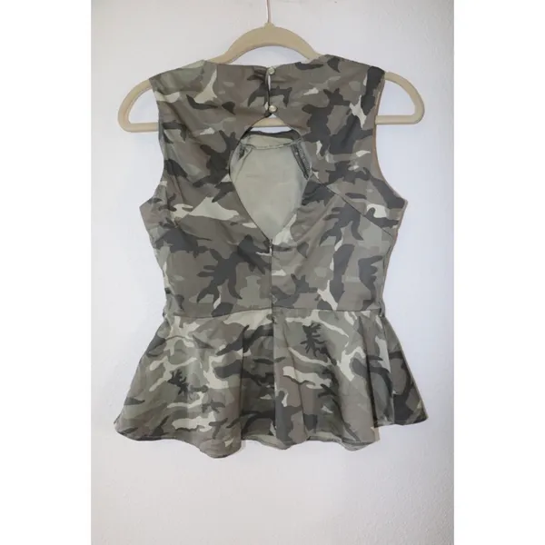 Camo peplum top Green Size M - Image 4
