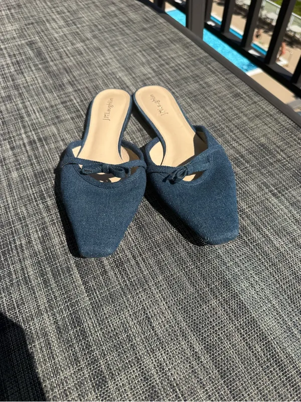Pointed Navy Blue Bow Slingback Flats Size 10 - Image 3