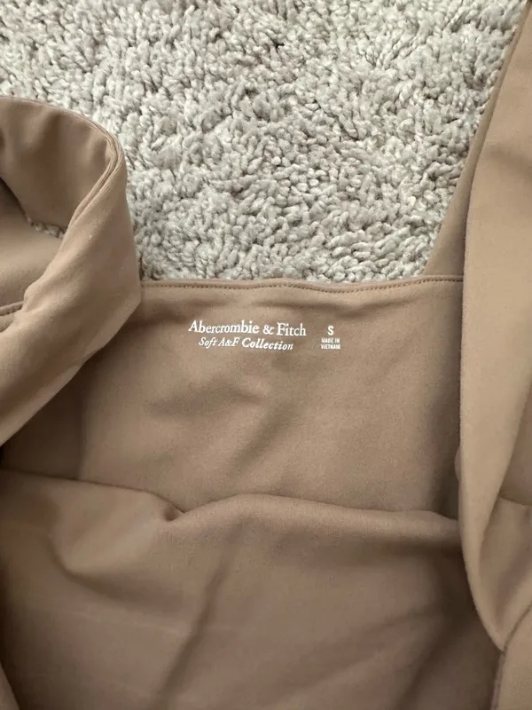 Abercrombie tan body suit - Image 3