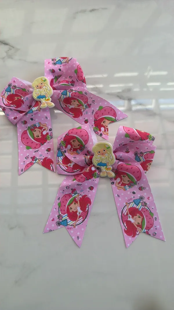 Adorable set of 2 Strawberry Shortcake-inspired hair bows - Image 7