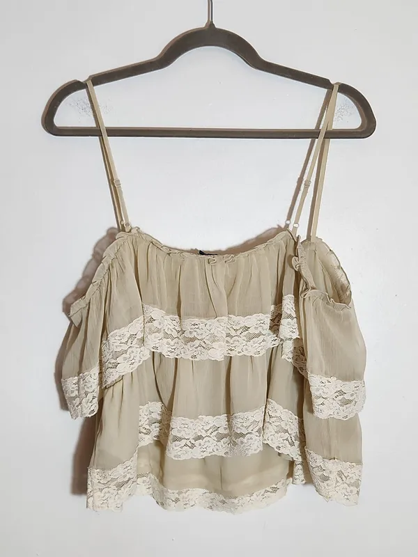 American Eagle Cream Boho Ruffle Lace Cropped Top Size XL - Image 4