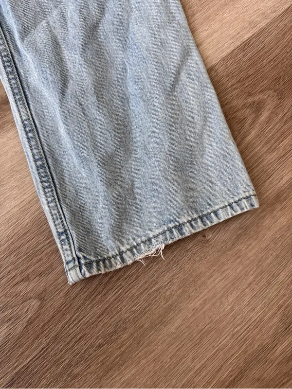 Levi’s Low Pro Straight Light Wash Denim Blue Jeans 30 - Image 5
