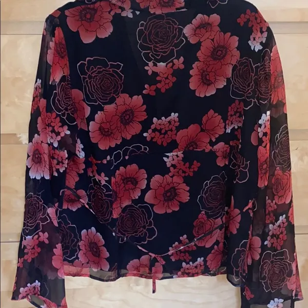 Fashion Bug Flowered Blouse - Image 2