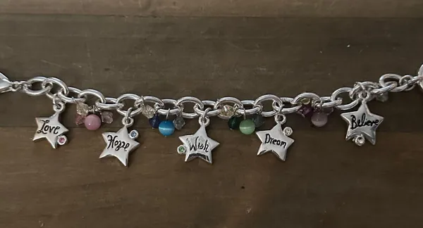 AJMC Vintage  Inspirational Star Charm Bracelet - Image 2