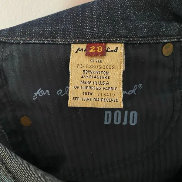7 for all Mankind Dojo Capri Jeans Y2K Dark Wash Low Rise Retro Women's size 28 - Image 3