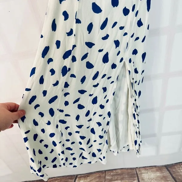 Reformation White Blue Juliette Dalmation Print Sleeveless Smocked Dress Size 0 - Image 3