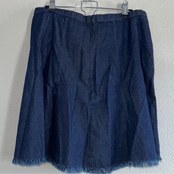 Alter’d State Denim Mini Skirt A-Line Frayed Hem Blue L NWOT - Image 5