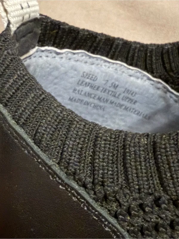 Women’s Black Knit OTBT Sneakers with Gray Accent. EUC. Barely worn. - Image 9