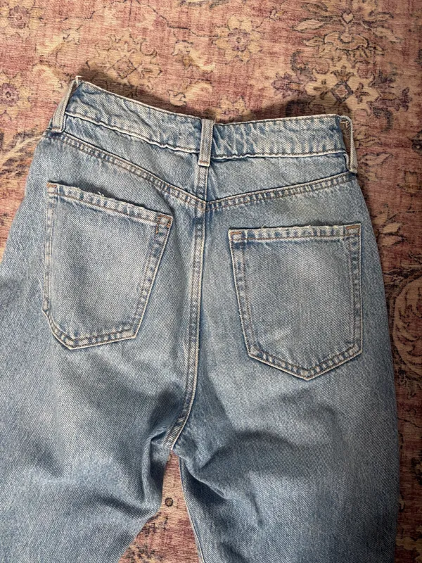 Dynamite Candice Jeans High Rise with Flare Bottoms - Image 5