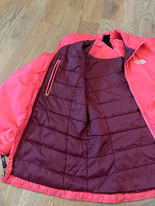 The North Face Coral-Pink Jacket Sz Medium - Image 3