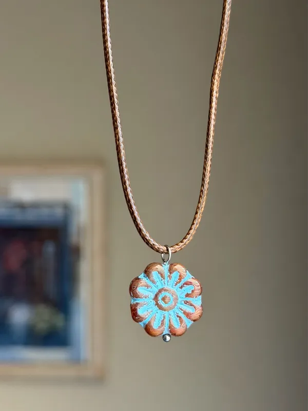 Handmade unique fairy retro cute Czech glass flower necklace🤎🩵 - Image 2