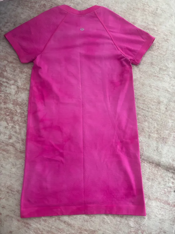 Lululemon Swiftly Tech Short Sleeve - Image 2