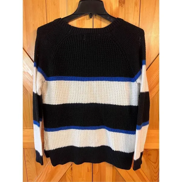 SO Woman’s Sweater Blue & White & Black Striped Size Large (3340) - Image 6
