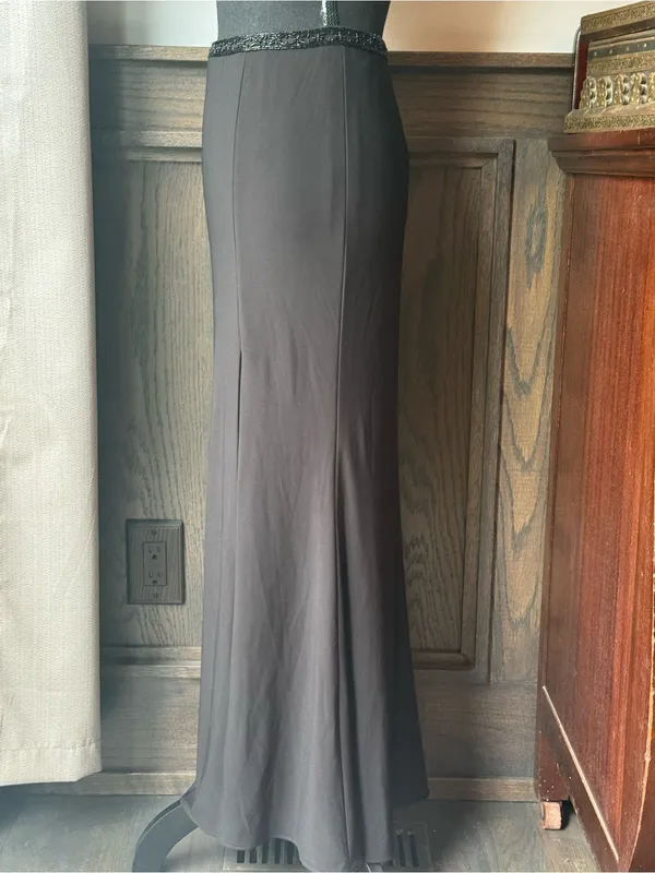 Sherri Hill Black Maxi Skirt with Beaded Waistband Sz 6 - Image 3