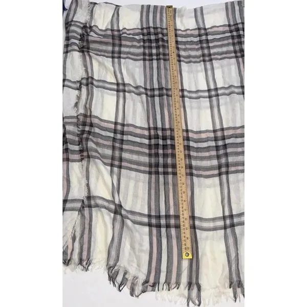 American Eagle Outfitters Scarf Black White Plaid Oversized Acrylic Scarf‎ NWT - Image 10