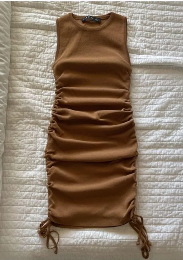Lioness Dress - Image 4