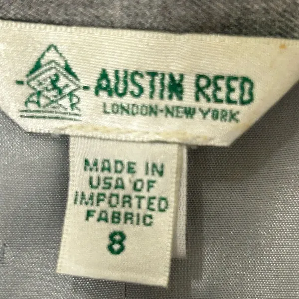 Austin Reed Classic Gray Women's Blazer vintage. USA long sleeve size S. - Image 12