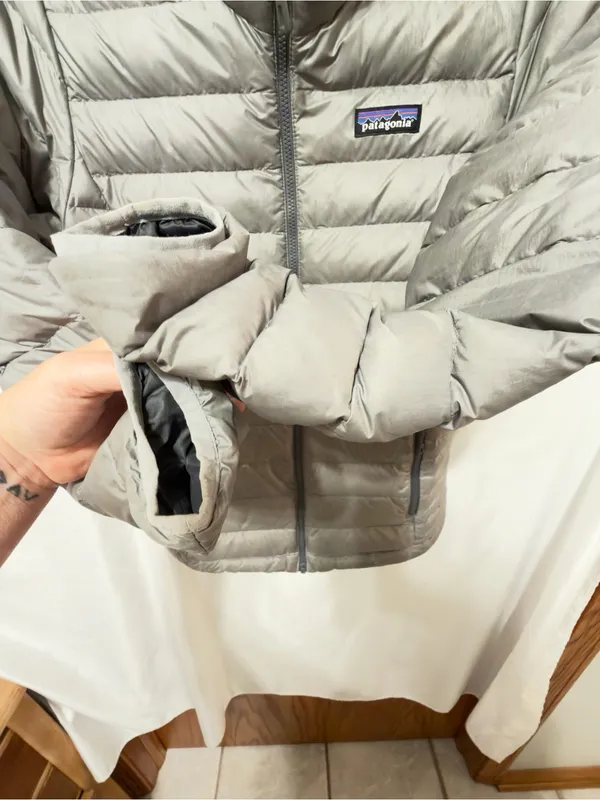 Patagonia Women’s Nano Puff Jacket - size XS - Image 5