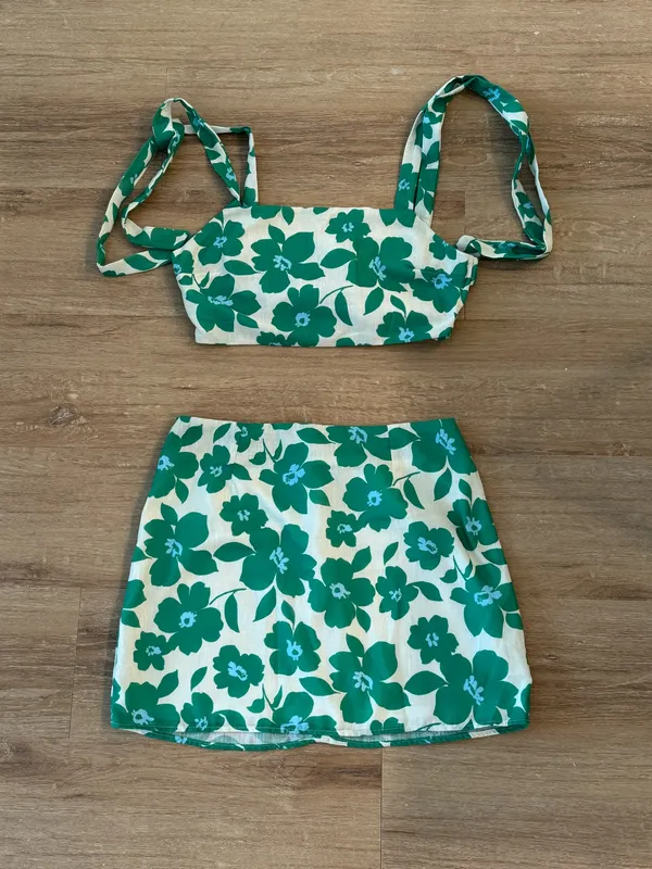 Green Floral Set - Image 2