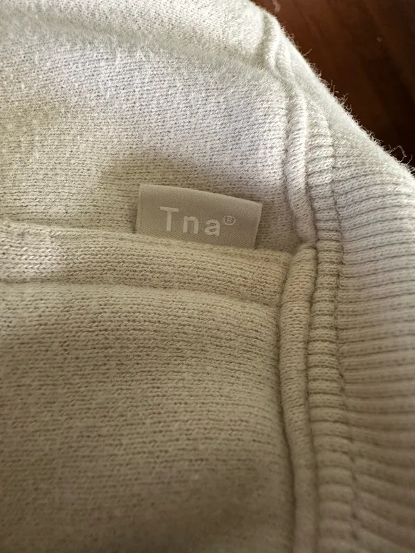 TNA Aritzia Hoodie - Image 4