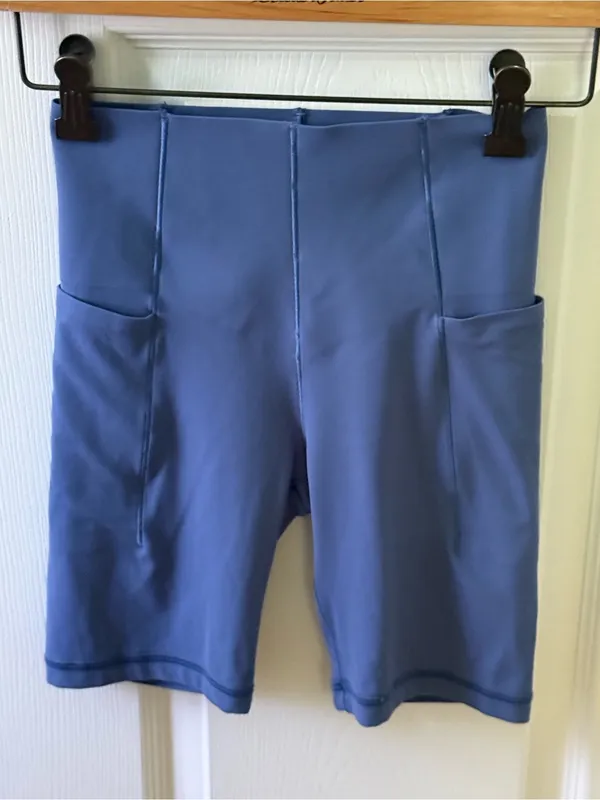 Aerie Offline Real Me XTRA Hold Up! Pocket Bike Shorts in Marbled Blue - Image 2