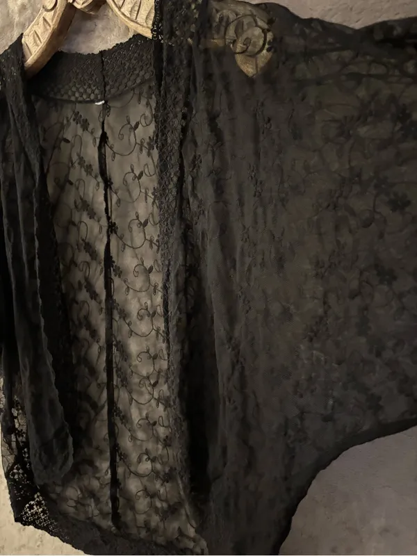 Xhilaration Women’s Black Lace Sheer Cardigan Kimono Size M - Image 6