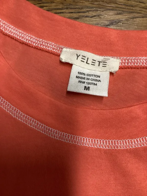Yelete 100% cotton coral contrast crewneck tee. Size Medium - Image 7