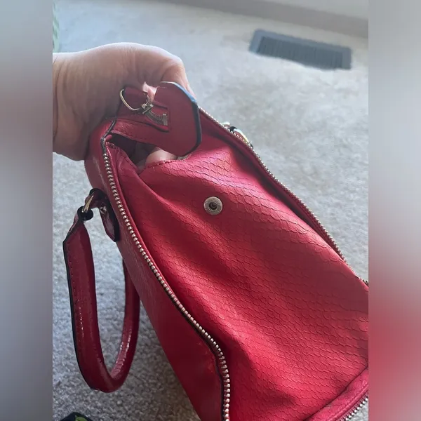 Guess Cherry Red Snake Embossed Satchel Y2K Glam Statement Handbag - Image 10