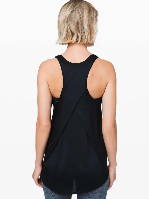 Lululemon Essential Tank Pleated in Black - Image 2