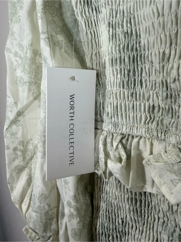 NWT Worth Collective Chloe Smocked Midi Dress in Sage Green Small Floral - Image 6